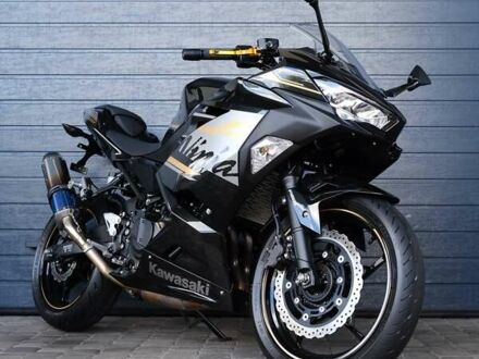 Кавасакі Ninja 400 2020 у Белой Церкве на Automoto.ua Чорний Кавасакі Ninja 400, об'ємом двигуна 0.4 л та пробігом 24 тис. км за 5700 $, фото 1 на Automoto.ua