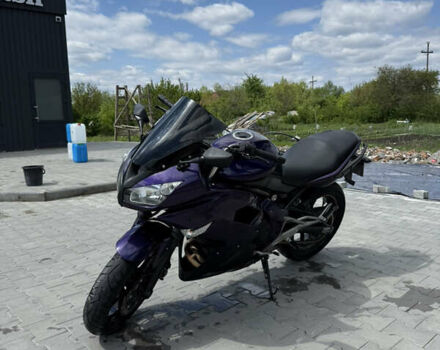 Фиолетовый Кавасаки Ninja 400, объемом двигателя 0.25 л и пробегом 50 тыс. км за 4100 $, фото 5 на Automoto.ua