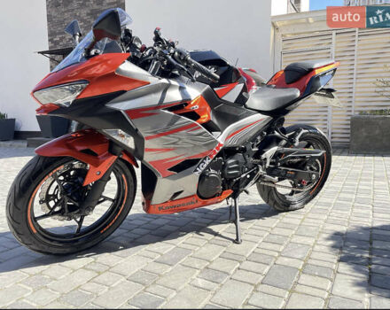 Кавасакі Ninja 400, об'ємом двигуна 0.4 л та пробігом 31 тис. км за 5100 $, фото 1 на Automoto.ua