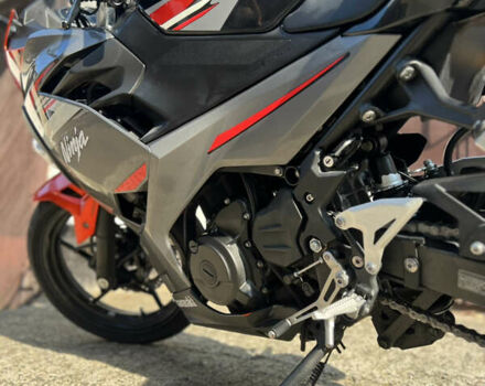 Кавасаки Ninja 400, объемом двигателя 0.4 л и пробегом 32 тыс. км за 5400 $, фото 18 на Automoto.ua