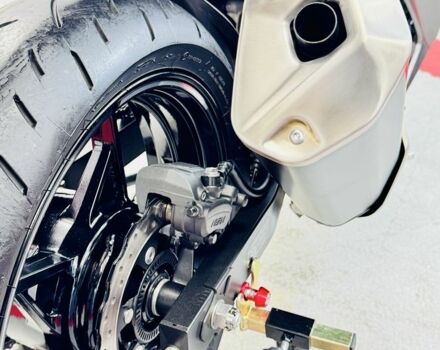 Кавасакі Ninja 400, об'ємом двигуна 0.4 л та пробігом 0 тис. км за 5600 $, фото 9 на Automoto.ua