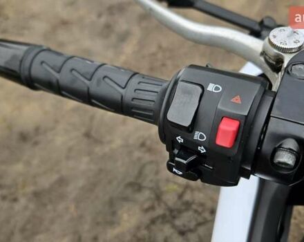 Кавасаки Ninja 400, объемом двигателя 0 л и пробегом 1 тыс. км за 4550 $, фото 4 на Automoto.ua