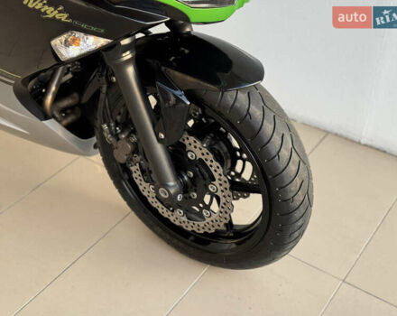 Кавасаки Ninja 400, объемом двигателя 0.4 л и пробегом 11 тыс. км за 4900 $, фото 25 на Automoto.ua