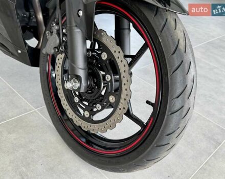 Кавасаки Ninja 400, объемом двигателя 0.4 л и пробегом 19 тыс. км за 5399 $, фото 6 на Automoto.ua