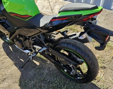 Кавасаки Ninja 400, объемом двигателя 0.4 л и пробегом 0 тыс. км за 6000 $, фото 16 на Automoto.ua