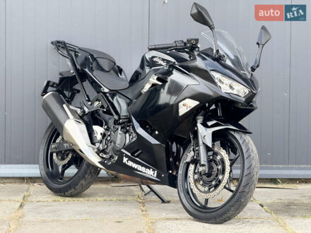 Кавасаки Ninja 400, объемом двигателя 0.4 л и пробегом 13 тыс. км за 5500 $, фото 1 на Automoto.ua