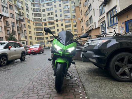 Кавасаки Ninja 400, объемом двигателя 0.4 л и пробегом 14 тыс. км за 5500 $, фото 1 на Automoto.ua
