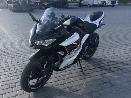 Кавасакі Ninja 400, об'ємом двигуна 0.4 л та пробігом 0 тис. км за 5500 $, фото 1 на Automoto.ua