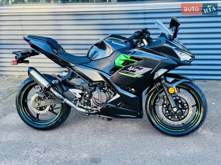 Кавасаки Ninja 400 2023 в Ровно на Automoto.ua Кавасаки Ninja 400, объемом двигателя 0.4 л и пробегом 4 тыс. км за 6500 $, фото 1 на Automoto.ua