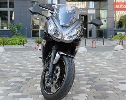 Серый Кавасаки Ninja 400, объемом двигателя 0.4 л и пробегом 25 тыс. км за 4800 $, фото 2 на Automoto.ua