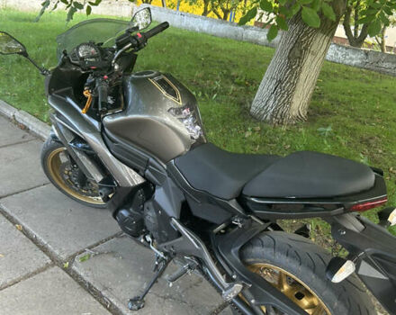 Серый Кавасаки Ninja 400, объемом двигателя 0.4 л и пробегом 21 тыс. км за 5000 $, фото 4 на Automoto.ua