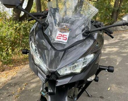 Серый Кавасаки Ninja 400, объемом двигателя 0.4 л и пробегом 15 тыс. км за 5700 $, фото 6 на Automoto.ua