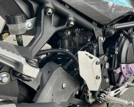 Серый Кавасаки Ninja 400, объемом двигателя 0.4 л и пробегом 15 тыс. км за 5700 $, фото 17 на Automoto.ua