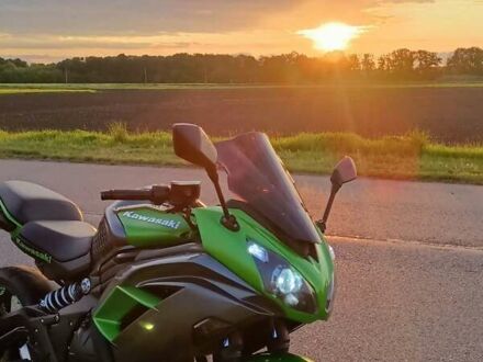 Серый Кавасаки Ninja 400, объемом двигателя 0.4 л и пробегом 15 тыс. км за 4300 $, фото 1 на Automoto.ua