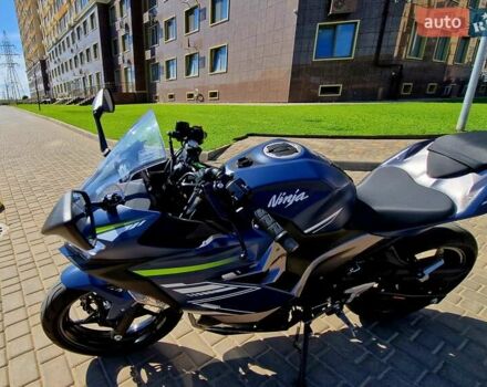Синий Кавасаки Ninja 400, объемом двигателя 0.4 л и пробегом 26 тыс. км за 5400 $, фото 12 на Automoto.ua