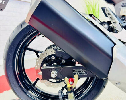 Синий Кавасаки Ninja 400, объемом двигателя 0.4 л и пробегом 12 тыс. км за 5600 $, фото 12 на Automoto.ua