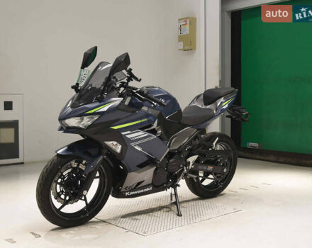 Синій Кавасакі Ninja 400, об'ємом двигуна 0.4 л та пробігом 17 тис. км за 5700 $, фото 3 на Automoto.ua