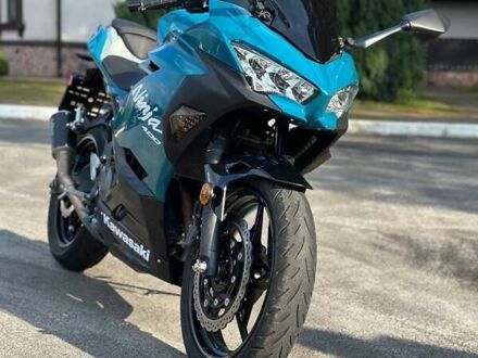 Синий Кавасаки Ninja 400, объемом двигателя 0 л и пробегом 4 тыс. км за 6400 $, фото 1 на Automoto.ua