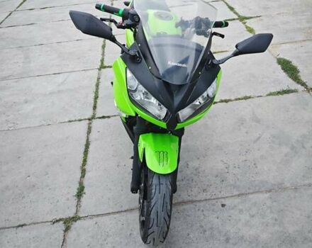 Зеленый Кавасаки Ninja 400, объемом двигателя 0.4 л и пробегом 29 тыс. км за 3300 $, фото 1 на Automoto.ua
