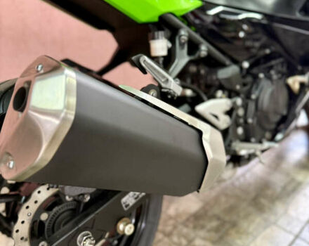 Зеленый Кавасаки Ninja 400, объемом двигателя 0.4 л и пробегом 27 тыс. км за 5100 $, фото 9 на Automoto.ua