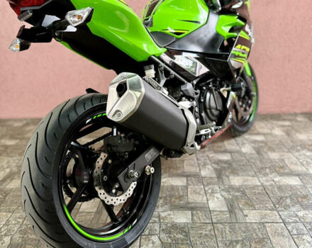 Зеленый Кавасаки Ninja 400, объемом двигателя 0.4 л и пробегом 27 тыс. км за 5100 $, фото 3 на Automoto.ua