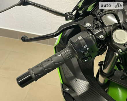 Зелений Кавасакі Ninja 400, об'ємом двигуна 0.4 л та пробігом 2 тис. км за 6300 $, фото 8 на Automoto.ua