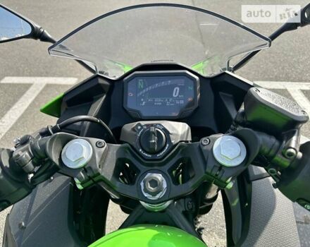 Зеленый Кавасаки Ninja 400, объемом двигателя 0.45 л и пробегом 1 тыс. км за 7300 $, фото 12 на Automoto.ua