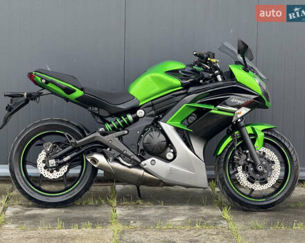 Зеленый Кавасаки Ninja 400, объемом двигателя 0.4 л и пробегом 37 тыс. км за 4150 $, фото 2 на Automoto.ua