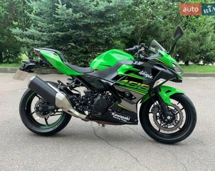 Зеленый Кавасаки Ninja 400, объемом двигателя 0.4 л и пробегом 38 тыс. км за 5600 $, фото 3 на Automoto.ua