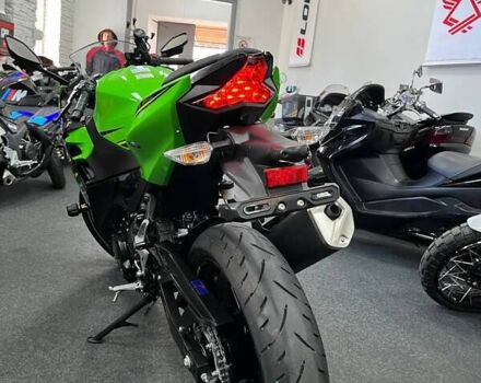 Зелений Кавасакі Ninja 400, об'ємом двигуна 0 л та пробігом 6 тис. км за 5900 $, фото 4 на Automoto.ua