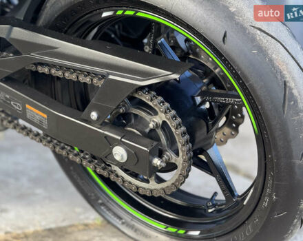 Зеленый Кавасаки Ninja 400, объемом двигателя 0.4 л и пробегом 2 тыс. км за 5500 $, фото 13 на Automoto.ua