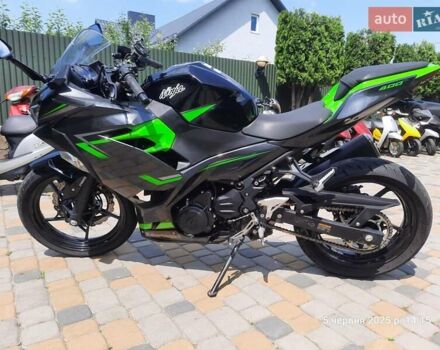 Зеленый Кавасаки Ninja 400, объемом двигателя 0.4 л и пробегом 22 тыс. км за 5500 $, фото 1 на Automoto.ua