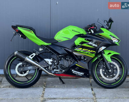 Зеленый Кавасаки Ninja 400, объемом двигателя 0.4 л и пробегом 2 тыс. км за 5500 $, фото 11 на Automoto.ua