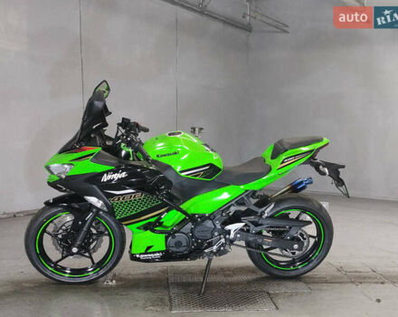 Зелений Кавасакі Ninja 400, об'ємом двигуна 0.4 л та пробігом 28 тис. км за 5100 $, фото 1 на Automoto.ua