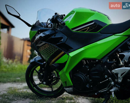 Зеленый Кавасаки Ninja 400, объемом двигателя 0.4 л и пробегом 14 тыс. км за 6200 $, фото 10 на Automoto.ua
