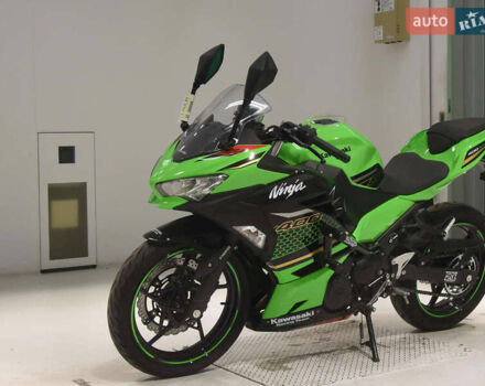 Зелений Кавасакі Ninja 400, об'ємом двигуна 0.4 л та пробігом 2 тис. км за 6200 $, фото 2 на Automoto.ua