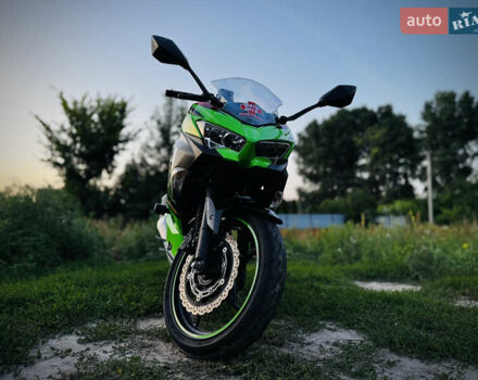 Зеленый Кавасаки Ninja 400, объемом двигателя 0.4 л и пробегом 14 тыс. км за 6200 $, фото 2 на Automoto.ua