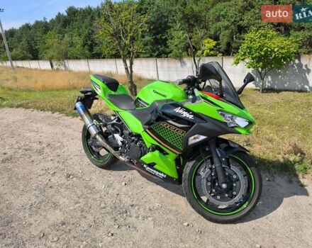 Зелений Кавасакі Ninja 400, об'ємом двигуна 0.4 л та пробігом 7 тис. км за 5700 $, фото 3 на Automoto.ua