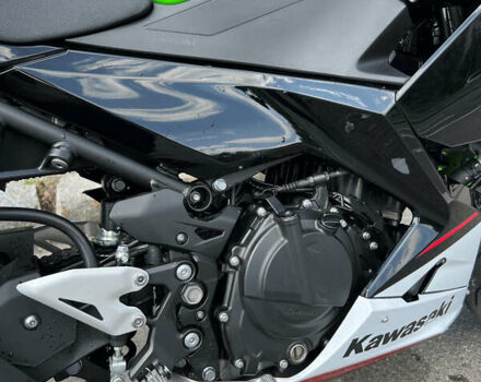 Зеленый Кавасаки Ninja 400, объемом двигателя 0.4 л и пробегом 19 тыс. км за 5950 $, фото 3 на Automoto.ua