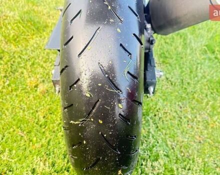 Зеленый Кавасаки Ninja 400, объемом двигателя 0.4 л и пробегом 17 тыс. км за 5300 $, фото 5 на Automoto.ua