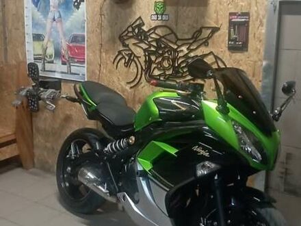 Кавасаки Ninja 400 2016 в Днепре (Днепропетровске) на Automoto.ua Зеленый Кавасаки Ninja 400, объемом двигателя 0.4 л и пробегом 15 тыс. км за 5800 $, фото 1 на Automoto.ua