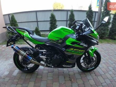 Зеленый Кавасаки Ninja 400, объемом двигателя 0 л и пробегом 15 тыс. км за 5500 $, фото 1 на Automoto.ua