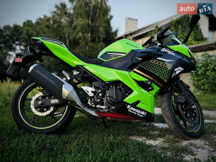 Зелений Кавасакі Ninja 400, об'ємом двигуна 0.4 л та пробігом 14 тис. км за 5600 $, фото 1 на Automoto.ua