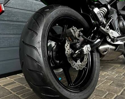 Зеленый Кавасаки Ninja 400R, объемом двигателя 0.4 л и пробегом 20 тыс. км за 3900 $, фото 7 на Automoto.ua