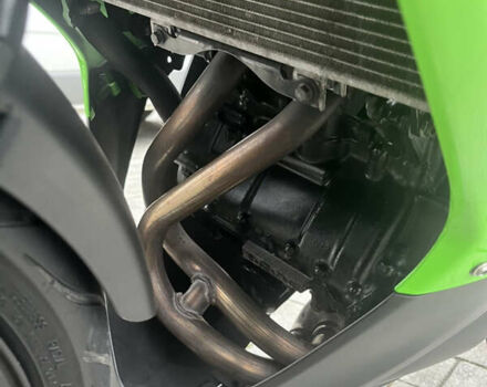 Зеленый Кавасаки Ninja 400R, объемом двигателя 0.4 л и пробегом 15 тыс. км за 4000 $, фото 6 на Automoto.ua