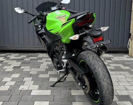 Зеленый Кавасаки Ninja 400R, объемом двигателя 0.4 л и пробегом 29 тыс. км за 5300 $, фото 4 на Automoto.ua