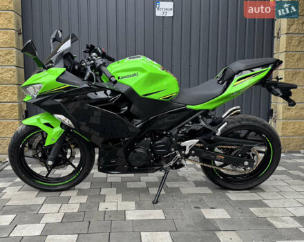Зеленый Кавасаки Ninja 400R, объемом двигателя 0.4 л и пробегом 29 тыс. км за 5300 $, фото 6 на Automoto.ua