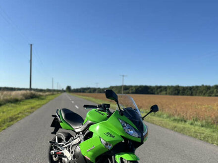 Зеленый Кавасаки Ninja 400R, объемом двигателя 0.4 л и пробегом 15 тыс. км за 4000 $, фото 1 на Automoto.ua