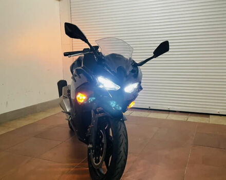 Черный Кавасаки Ninja 500, объемом двигателя 0.5 л и пробегом 5 тыс. км за 7500 $, фото 6 на Automoto.ua