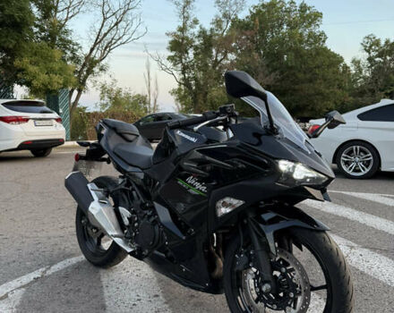 Черный Кавасаки Ninja 500, объемом двигателя 0.5 л и пробегом 4 тыс. км за 7200 $, фото 1 на Automoto.ua